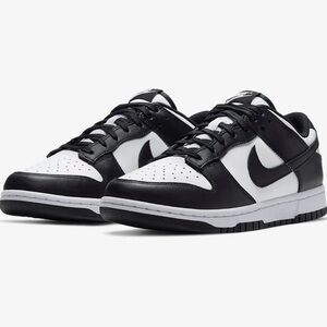 Nike low dunk (panda) womens 8